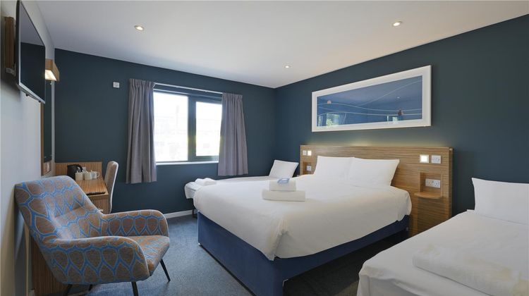 Travelodge Rochdale Room