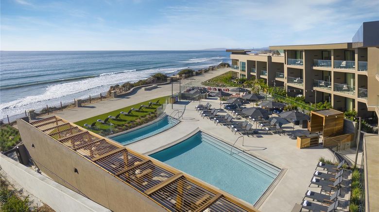 <b>Alila Marea Beach Resort Encinitas Pool</b>. Images powered by <a href="https://iceportal.shijigroup.com/" title="IcePortal" target="_blank">IcePortal</a>.
