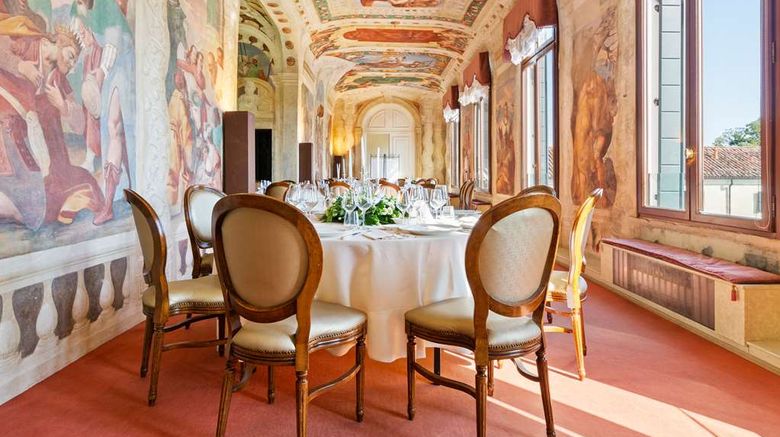 <b>Villa Barbarich Venice Mestre Meeting</b>. Images powered by <a href="https://iceportal.shijigroup.com/" title="IcePortal" target="_blank">IcePortal</a>.