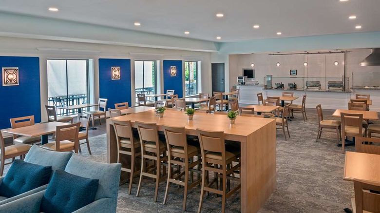 <b>Armeniti Bay, BW Signature Collection Restaurant</b>. Images powered by <a href="https://iceportal.shijigroup.com/" title="IcePortal" target="_blank">IcePortal</a>.