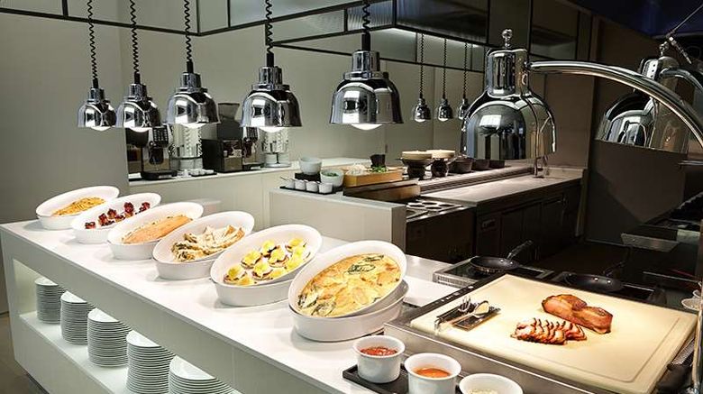 <b>Shilla Stay Yeoksam Restaurant</b>. Images powered by <a href="https://iceportal.shijigroup.com/" title="IcePortal" target="_blank">IcePortal</a>.