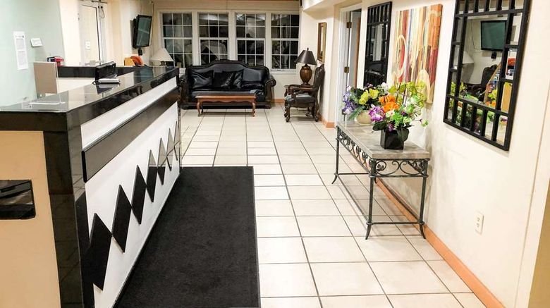 <b>Knights Inn Lake City Lobby</b>. Images powered by <a href="https://iceportal.shijigroup.com/" title="IcePortal" target="_blank">IcePortal</a>.