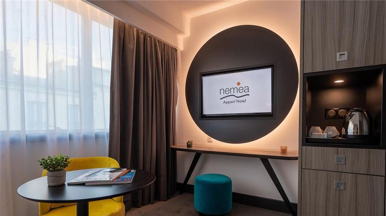 <b>Nemea Appart Hotel Paris Levallois Room</b>. Images powered by <a href="https://iceportal.shijigroup.com/" title="IcePortal" target="_blank">IcePortal</a>.