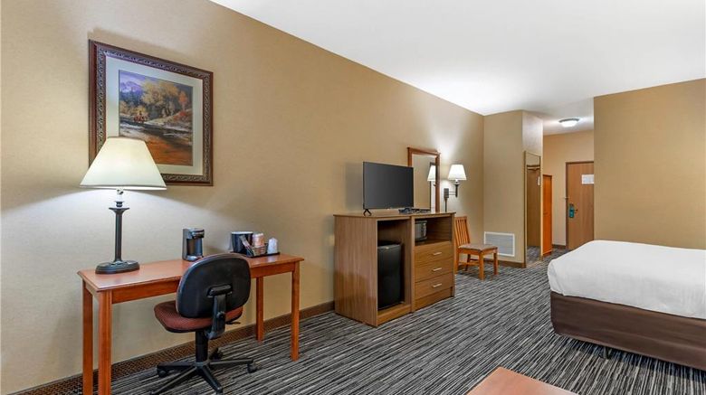 <b>Quality Inn Wellington-Fort Collins Suite</b>. Images powered by <a href="https://iceportal.shijigroup.com/" title="IcePortal" target="_blank">IcePortal</a>.