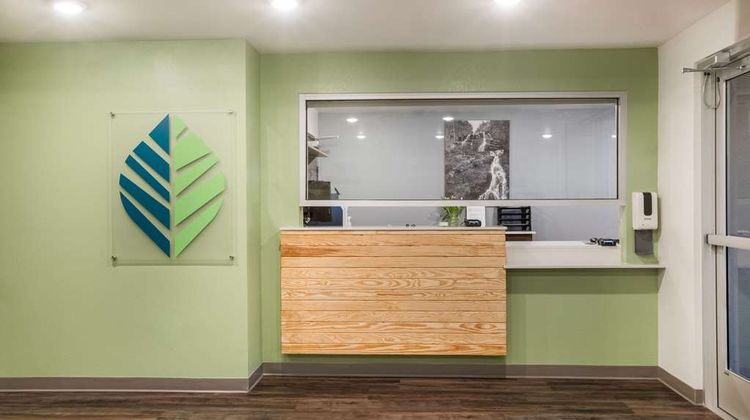 WoodSpring Suites Atlanta Newnan Lobby