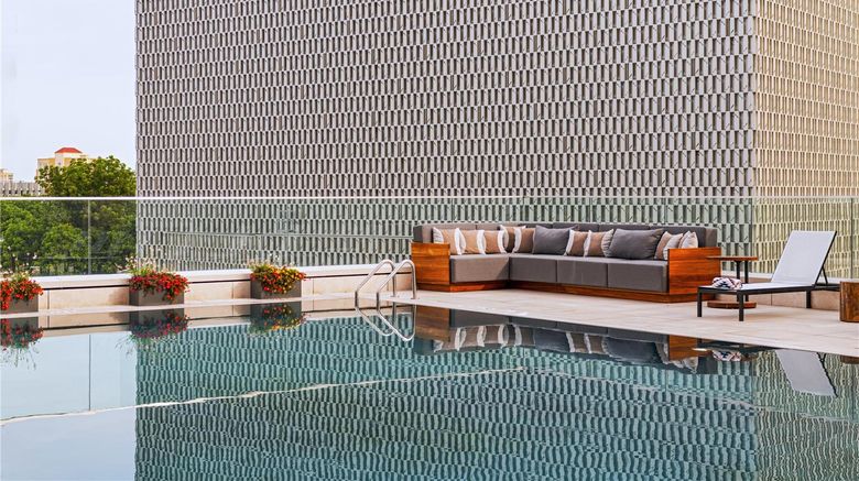<b>Thompson San Antonio Riverwalk Pool</b>. Images powered by <a href="https://iceportal.shijigroup.com/" title="IcePortal" target="_blank">IcePortal</a>.
