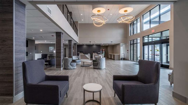 <b>Best Western Plus South Tacoma Hotel Lobby</b>. Images powered by <a href="https://iceportal.shijigroup.com/" title="IcePortal" target="_blank">IcePortal</a>.