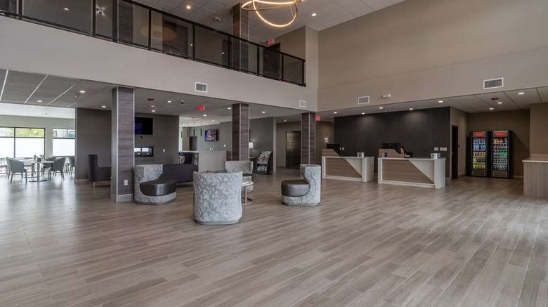 <b>Best Western Plus South Tacoma Hotel Lobby</b>. Images powered by <a href="https://iceportal.shijigroup.com/" title="IcePortal" target="_blank">IcePortal</a>.