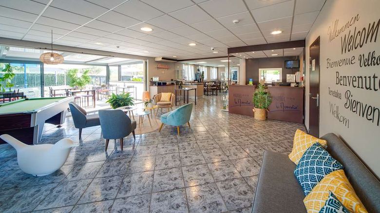 <b>Sure Hotel by BW Beziers Le Monestie Lobby</b>. Images powered by <a href="https://iceportal.shijigroup.com/" title="IcePortal" target="_blank">IcePortal</a>.