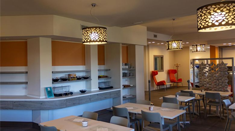 <b>Sirio, Sure Hotel Coll by Best Western Room</b>. Images powered by <a href="https://iceportal.shijigroup.com/" title="IcePortal" target="_blank">IcePortal</a>.
