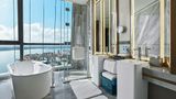 <b>Hilton Hainan Ocean Flower Island Room</b>. Images powered by <a href="https://iceportal.shijigroup.com/" title="IcePortal" target="_blank">IcePortal</a>.