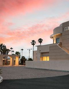 Redondo Beach Hotel