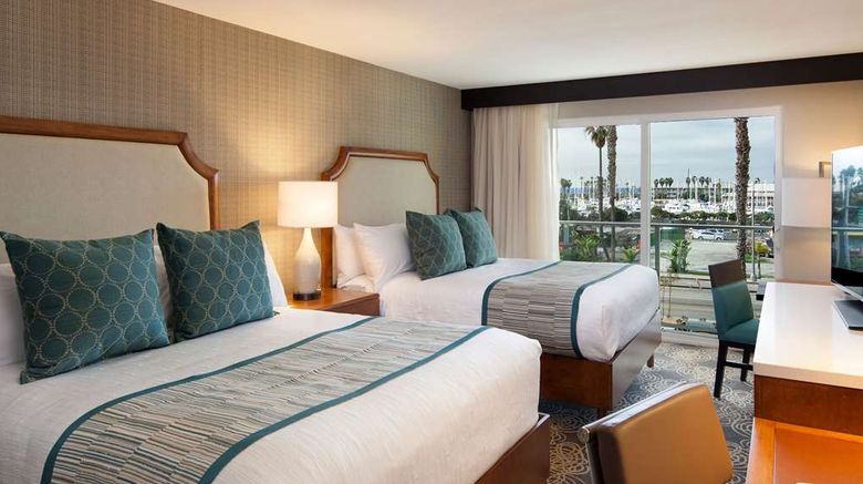 <b>Redondo Beach Hotel Room</b>. Images powered by <a href="https://iceportal.shijigroup.com/" title="IcePortal" target="_blank">IcePortal</a>.