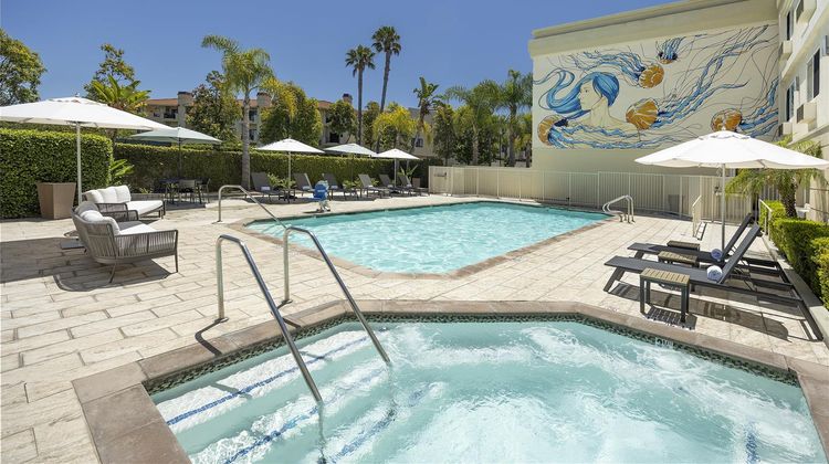 Redondo Beach Hotel Pool