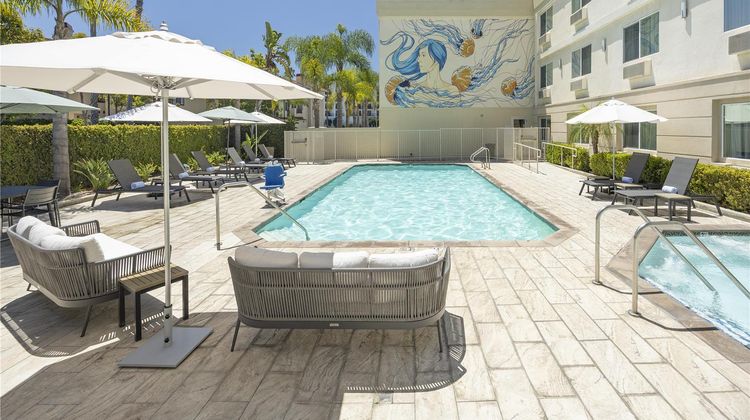 Redondo Beach Hotel Pool