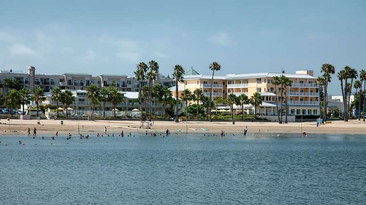 Jamaica Bay Inn Marina del Rey Exterior