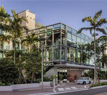 The Ray Hotel, Curio Collection-Hilton Exterior