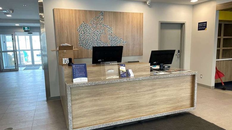 <b>Microtel Inn & Suites by Wyndham Lobby</b>. Images powered by <a href="https://iceportal.shijigroup.com/" title="IcePortal" target="_blank">IcePortal</a>.