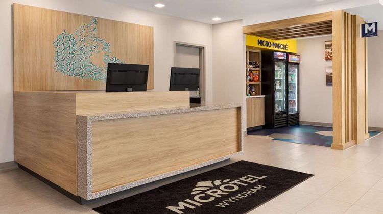 Microtel Inn & Suites by Wyndham Lobby