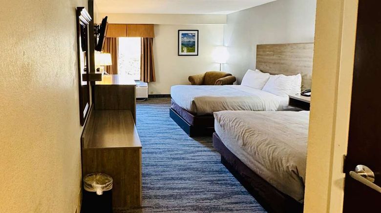 <b>Quality Inn Danville Room</b>. Images powered by <a href="https://iceportal.shijigroup.com/" title="IcePortal" target="_blank">IcePortal</a>.