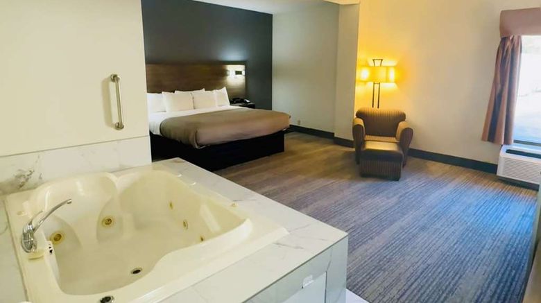 <b>Quality Inn Danville Suite</b>. Images powered by <a href="https://iceportal.shijigroup.com/" title="IcePortal" target="_blank">IcePortal</a>.