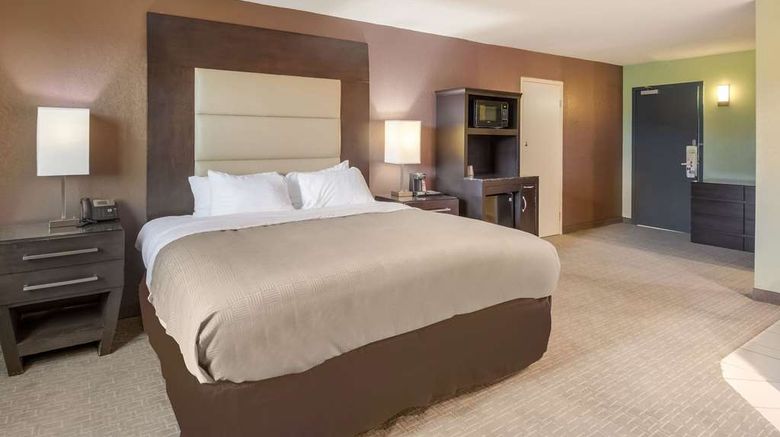 <b>Econo Lodge Hurley Ironwood Suite</b>. Images powered by <a href="https://iceportal.shijigroup.com/" title="IcePortal" target="_blank">IcePortal</a>.