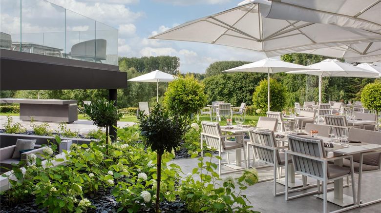 <b>Best Western Plus Le Fairway Hotel Restaurant</b>. Images powered by <a href="https://iceportal.shijigroup.com/" title="IcePortal" target="_blank">IcePortal</a>.