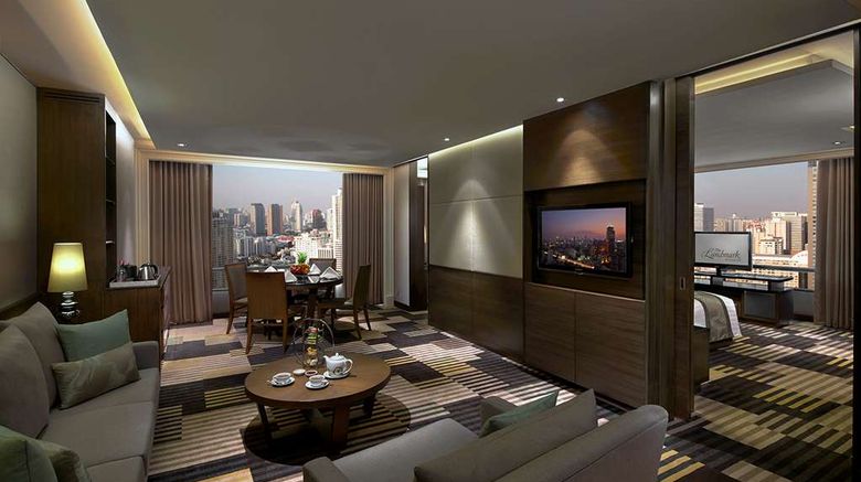 <b>The Landmark Bangkok Suite</b>. Images powered by <a href="https://iceportal.shijigroup.com/" title="IcePortal" target="_blank">IcePortal</a>.