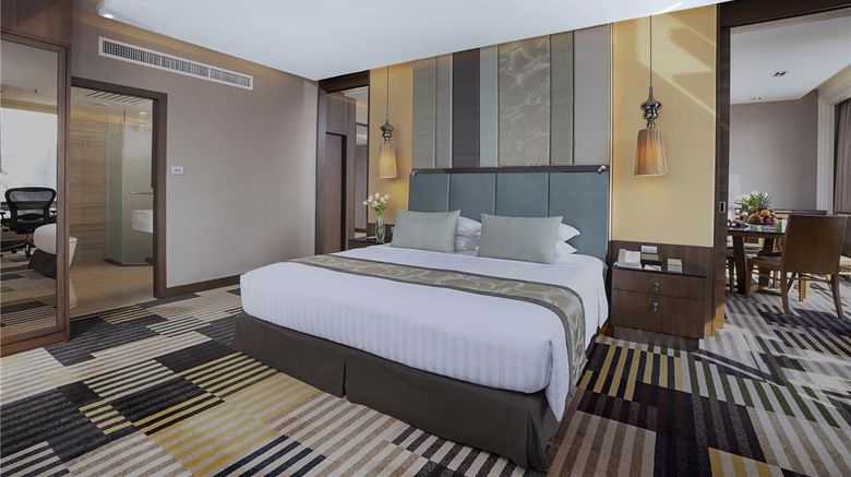 <b>The Landmark Bangkok Suite</b>. Images powered by <a href="https://iceportal.shijigroup.com/" title="IcePortal" target="_blank">IcePortal</a>.
