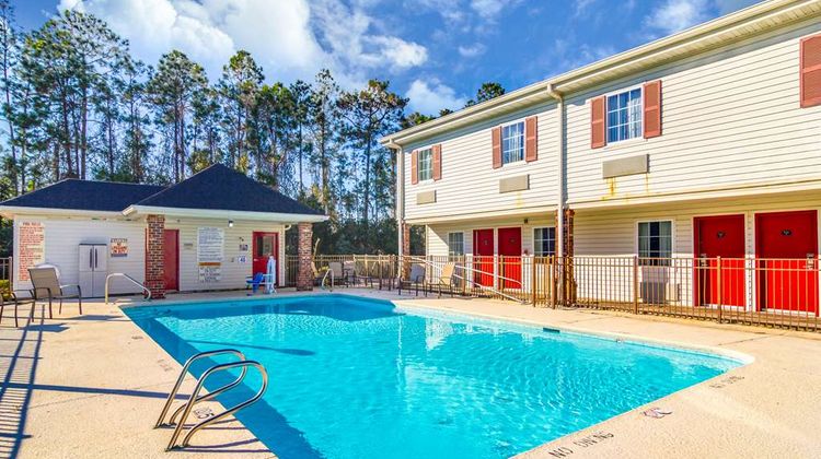 SureStay Hotel by Best Western Brunswick Pool