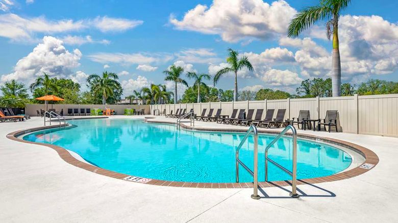 <b>Magnolia Pointe, BW Signature Collection Pool</b>. Images powered by <a href="https://iceportal.shijigroup.com/" title="IcePortal" target="_blank">IcePortal</a>.