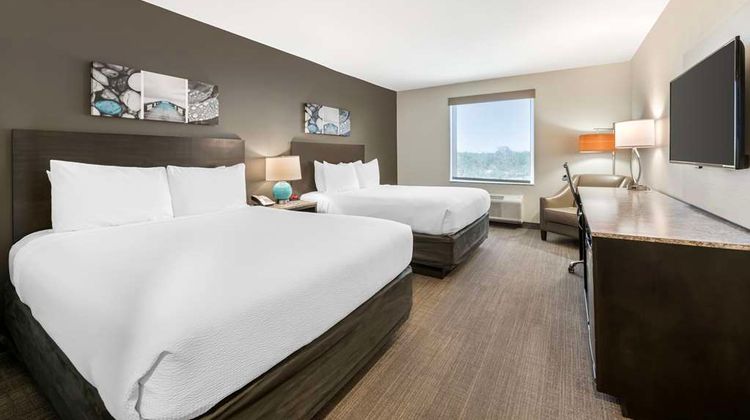 Magnolia Pointe, BW Signature Collection Room