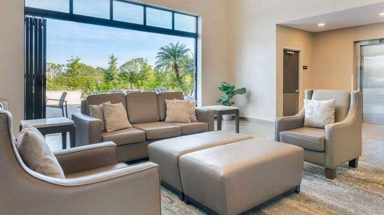 Magnolia Pointe, BW Signature Collection Lobby