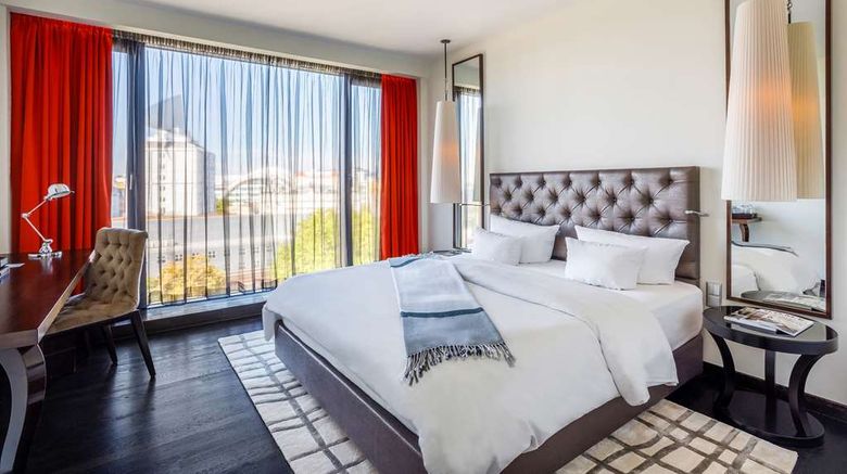 <b>Hotel Zoo Berlin Room</b>. Images powered by <a href="https://iceportal.shijigroup.com/" title="IcePortal" target="_blank">IcePortal</a>.