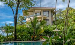 Arenas del Mar Beach and Rainforest