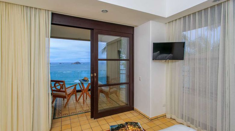 <b>Arenas del Mar Beach and Rainforest Room</b>. Images powered by <a href="https://iceportal.shijigroup.com/" title="IcePortal" target="_blank">IcePortal</a>.