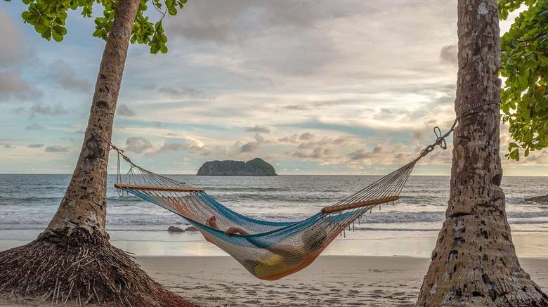 <b>Arenas del Mar Beach and Rainforest Exterior</b>. Images powered by <a href="https://iceportal.shijigroup.com/" title="IcePortal" target="_blank">IcePortal</a>.
