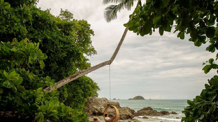 Arenas del Mar Beach and Rainforest Recreation