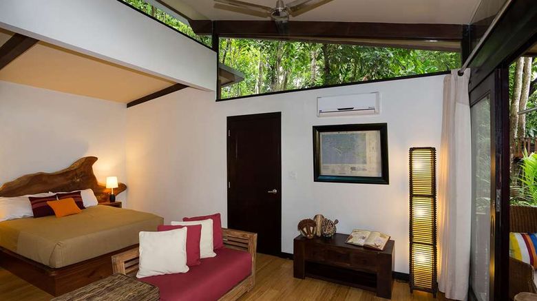 <b>Isla Palenque Resort Suite</b>. Images powered by <a href="https://iceportal.shijigroup.com/" title="IcePortal" target="_blank">IcePortal</a>.