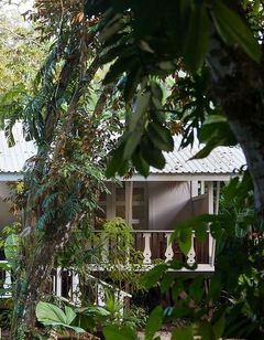 Hotel Aguas Claras