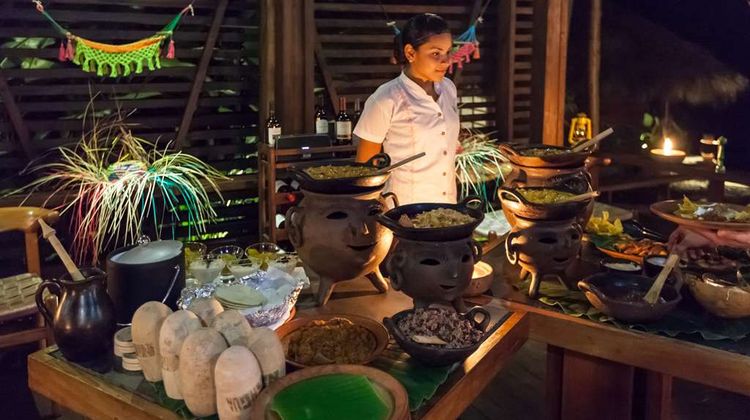 Jicaro Island Ecolodge Restaurant