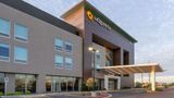 <b>La Quinta Inn & Suites by Wyndham Exterior</b>. Images powered by <a href="https://iceportal.shijigroup.com/" title="IcePortal" target="_blank">IcePortal</a>.