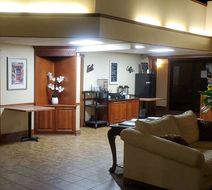 Americas Best Value Inn Chippewa Falls Lobby