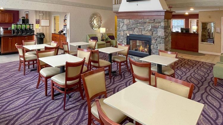 Smart Suites Burlington Restaurant