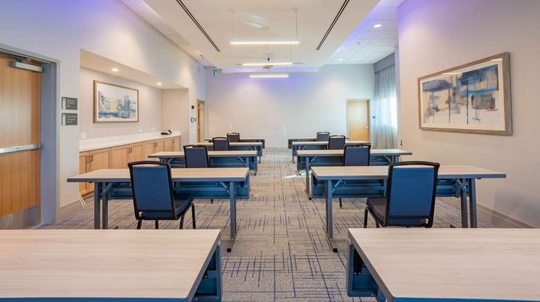 <b>Homewood Suites by Hilton Silicon Valley Meeting</b>. Images powered by <a href="https://iceportal.shijigroup.com/" title="IcePortal" target="_blank">IcePortal</a>.