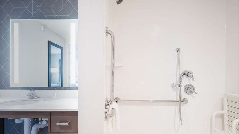 <b>Homewood Suites by Hilton Silicon Valley Room</b>. Images powered by <a href="https://iceportal.shijigroup.com/" title="IcePortal" target="_blank">IcePortal</a>.