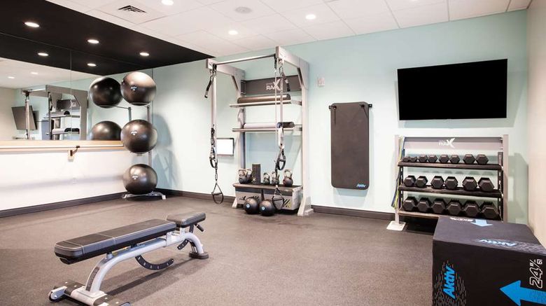 <b>Tru by Hilton Bradenton I 75 Health</b>. Images powered by <a href="https://iceportal.shijigroup.com/" title="IcePortal" target="_blank">IcePortal</a>.