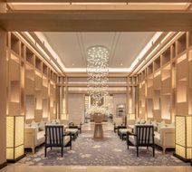 HOJO Huashuiwan Hot Springs Lobby