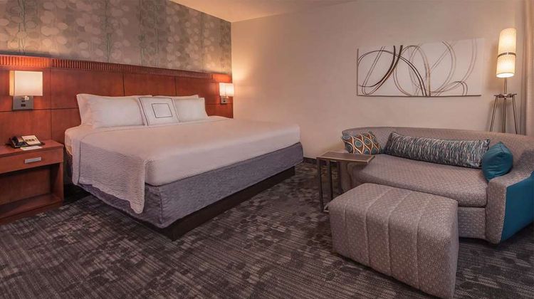 Sonesta Select Arlington Rosslyn Room