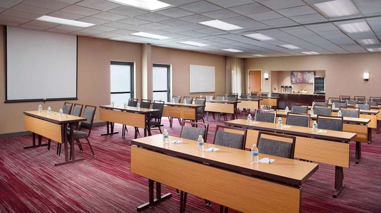 <b>Sonesta Select Atlanta Airport North Meeting</b>. Images powered by <a href="https://iceportal.shijigroup.com/" title="IcePortal" target="_blank">IcePortal</a>.